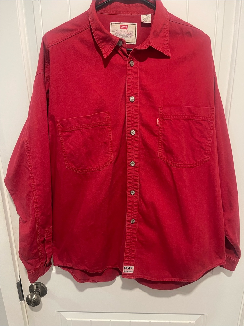 Levi’s Red Tab Men’s XL Red Button Front Work Shirt 100% Cotton Long Sleeve